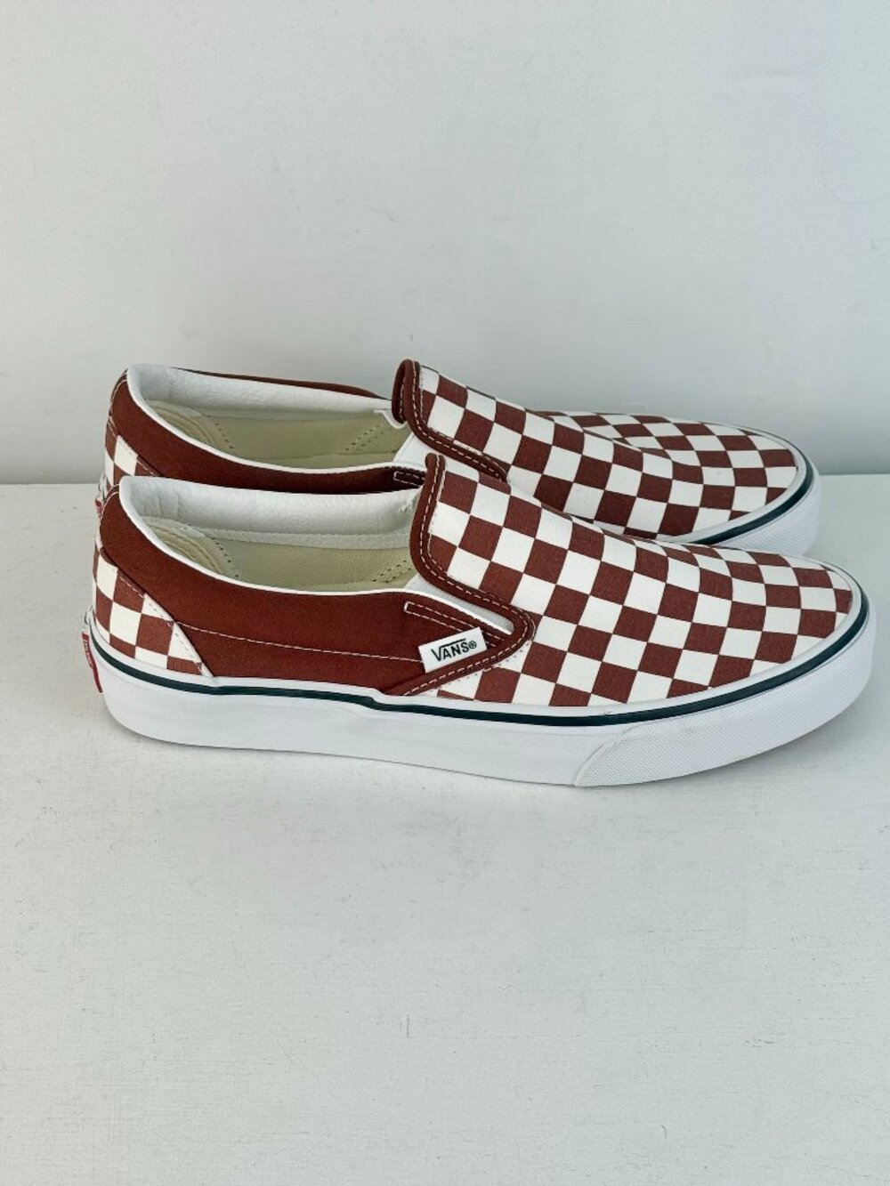 M7 W8.5 VANS Slip-On Color Theory Checkerboard Slip-On - Rust Brown Sneaker